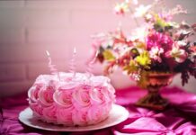 Jak zrobić tort urodzinowy z opłatkiem?